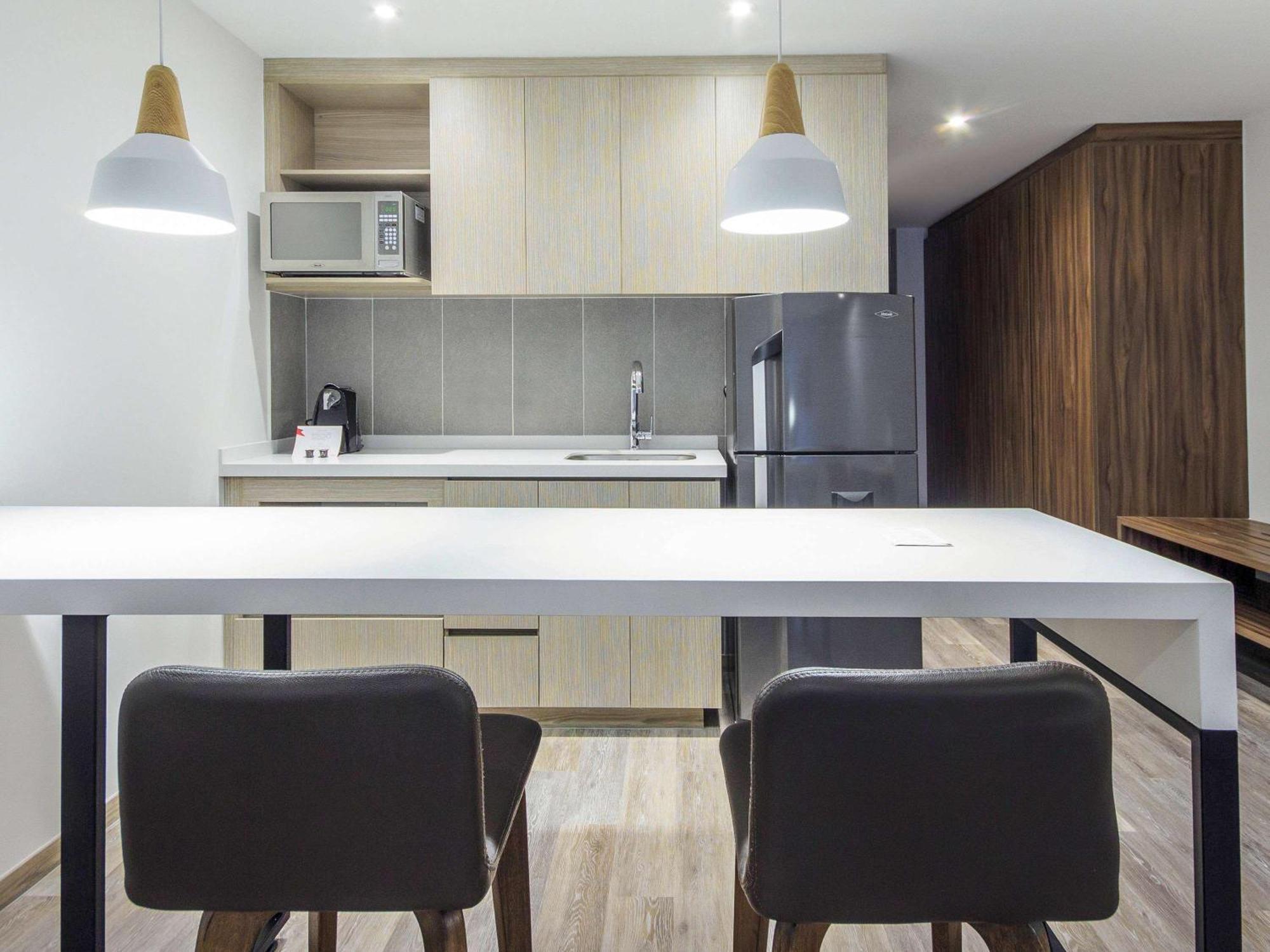 Novotel Medellin El Tesoro Dış mekan fotoğraf Kitchenette